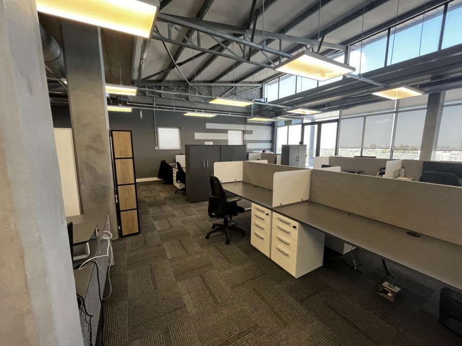 To Let commercial Property for Rent in Bo Oakdale Western Cape